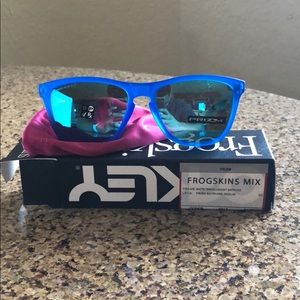 Oakley Frogskins Mix